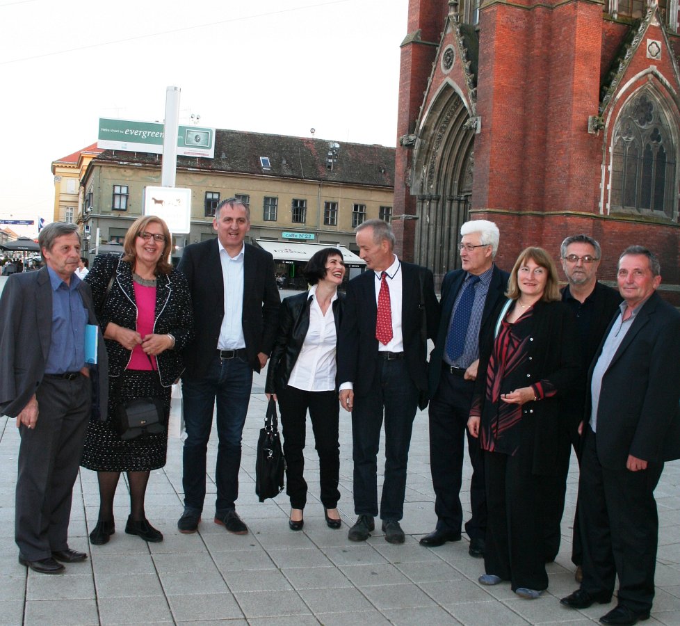 GARDAŠ 2014 Laureat Vlado Rajić, Povjerenstvo Za Nagradu I Organizatori, Osijek, 21. Svibnja 2015